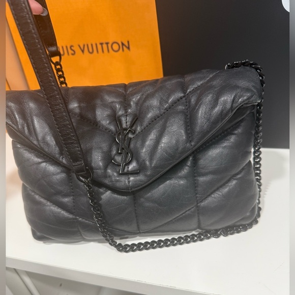 Saint Laurent Black Quilted Leather Lou Lou toy crossbody bag - Picture 11 of 16